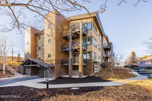 c-204-6677 N 2200 W, Park City, UT, 84098-8246 | Card Image