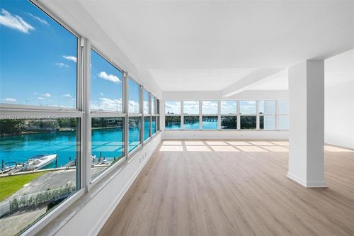 5a-9100 W Bay Harbor Dr, Bay Harbor Islands, FL, 33154-3602 | Card Image