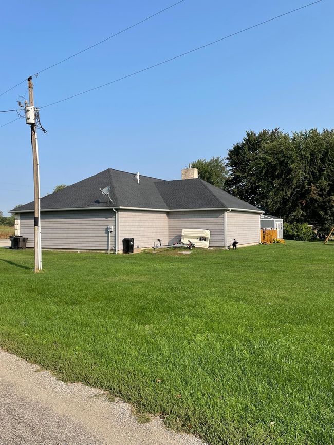 3395 1075, House other with 4 bedrooms, 3 bathrooms and null parking in Lagrange IN | Image 6