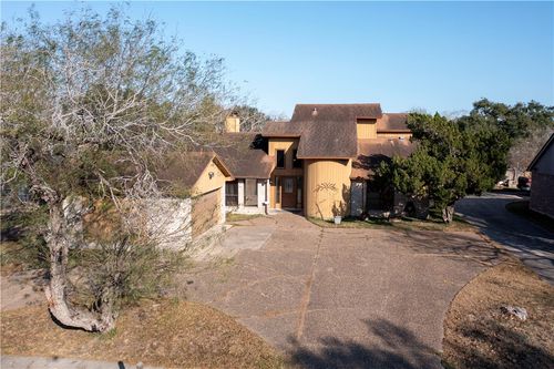 4226 Wood River Dr, Corpus Christi, TX, 78410-5641 | Card Image