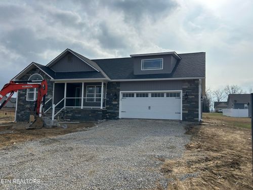 815 Colby Cir, Crossville, TN, 38571-7126 | Card Image