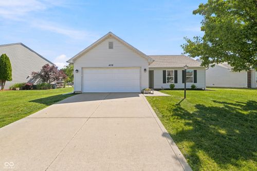 4032 Springmill Dr, Kokomo, IN, 46902-5166 | Card Image