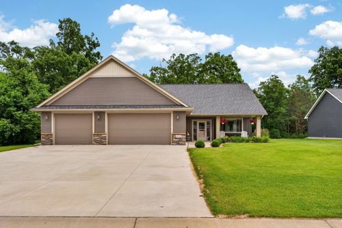 4769 381st Trl, North Branch, MN, 55056-5009 | Card Image