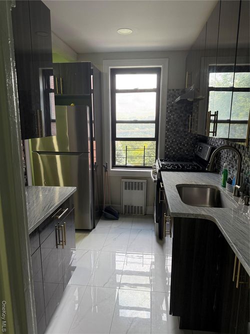 apt-4g-11230 Northern Blvd, Corona, NY, 11368-1355 | Card Image