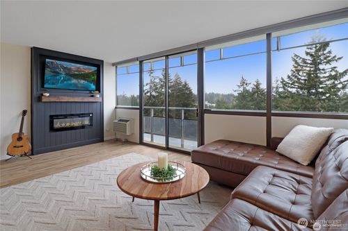 apt-905-1910 Evergreen Park Dr Sw, Olympia, WA, 98502-5917 | Card Image