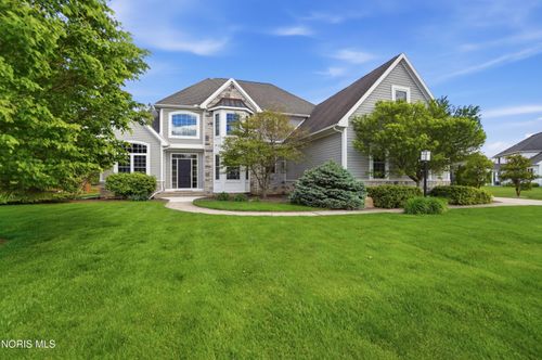 5853 Green Ivy Ln, Monclova, OH, 43542-9379 | Card Image