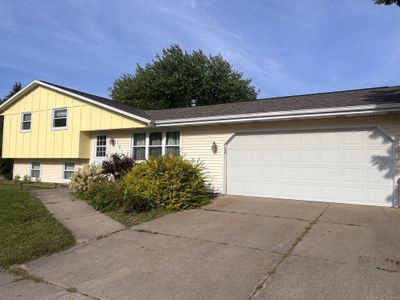 1514 S Schaefer St, House other with 4 bedrooms, 2 bathrooms and null parking in Appleton WI | Image 1