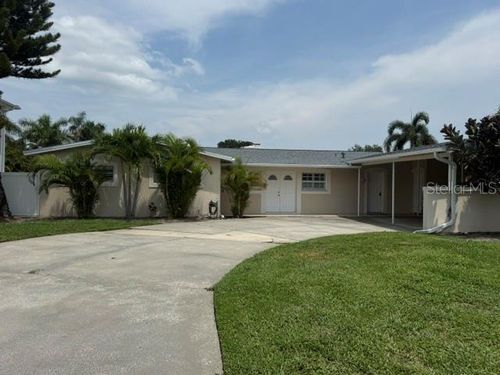 3945 Fontainebleau Dr, TAMPA, FL, 33634-7493 | Card Image