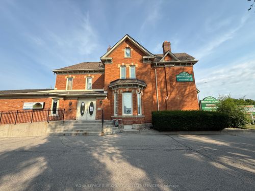 {{alt}} | Card Image