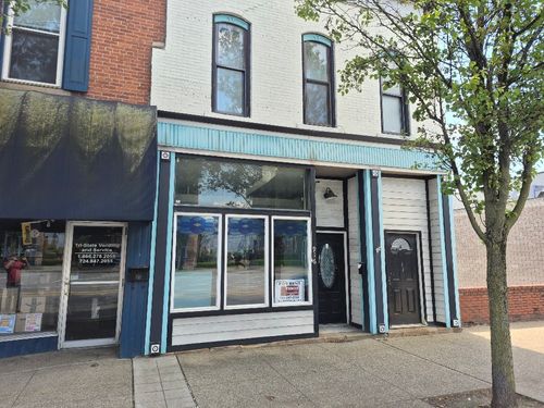 916 3rd Ave, New Brighton, PA, 15066-1917 | Card Image