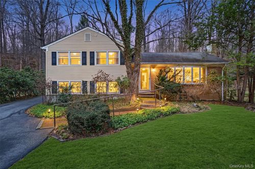 49 Homer Pl, Poughkeepsie, NY, 12603-4203 | Card Image