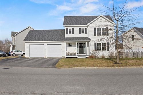 104 Blue Spruce Farm Road, Westbrook, ME, 04092 | Card Image