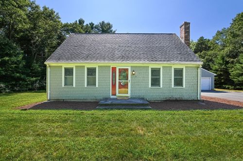 15 Morse Ct, Rochester, MA, 02770-2217 | Card Image