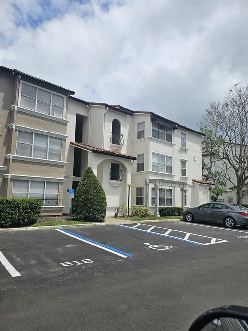 937-5132 Conroy Rd, ORLANDO, FL, 32811-3742 | Card Image