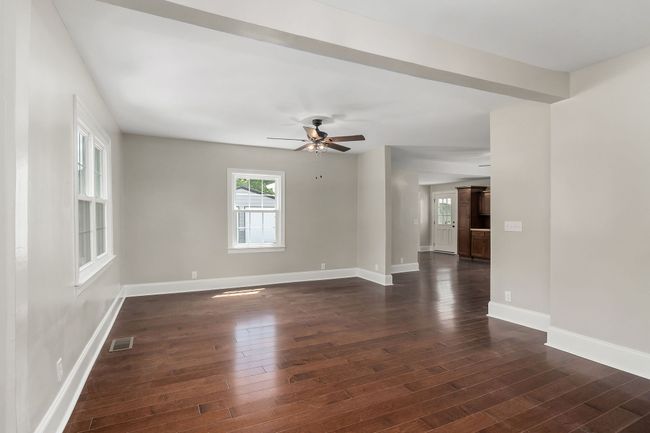 411 E Main St, House other with 6 bedrooms, 3 bathrooms and null parking in Red Boiling Springs TN | Image 9