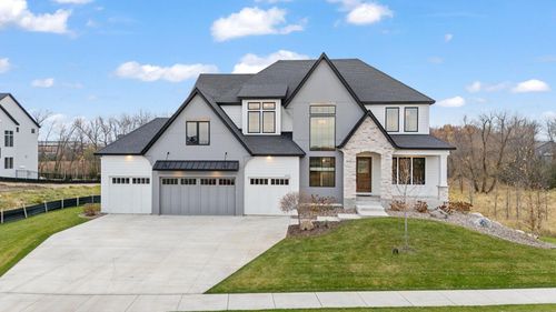 1979 Leaping Deer Cir, Medina, MN, 55340-3408 | Card Image