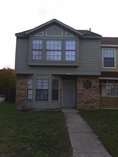 1366 Old Jamestown Ct, Dallas, TX, 75217-3300 | Card Image