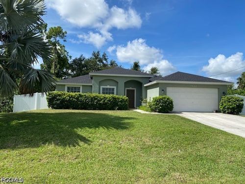 1626 Ne 35th Ter, Cape Coral, FL, 33909-6446 | Card Image