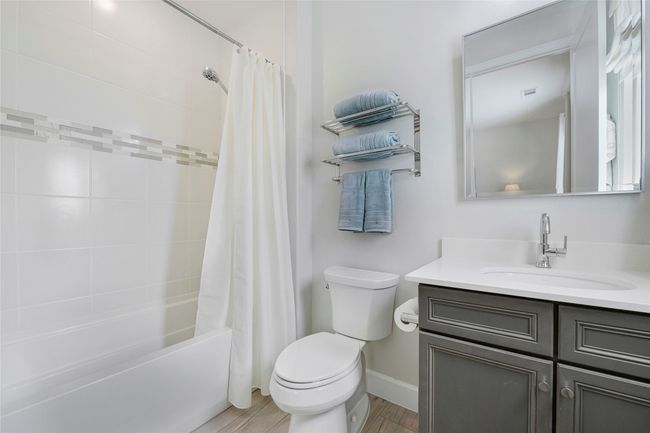 10020 Crestview Dr, House other with 2 bedrooms, 3 bathrooms and null parking in Denton TX | Image 27