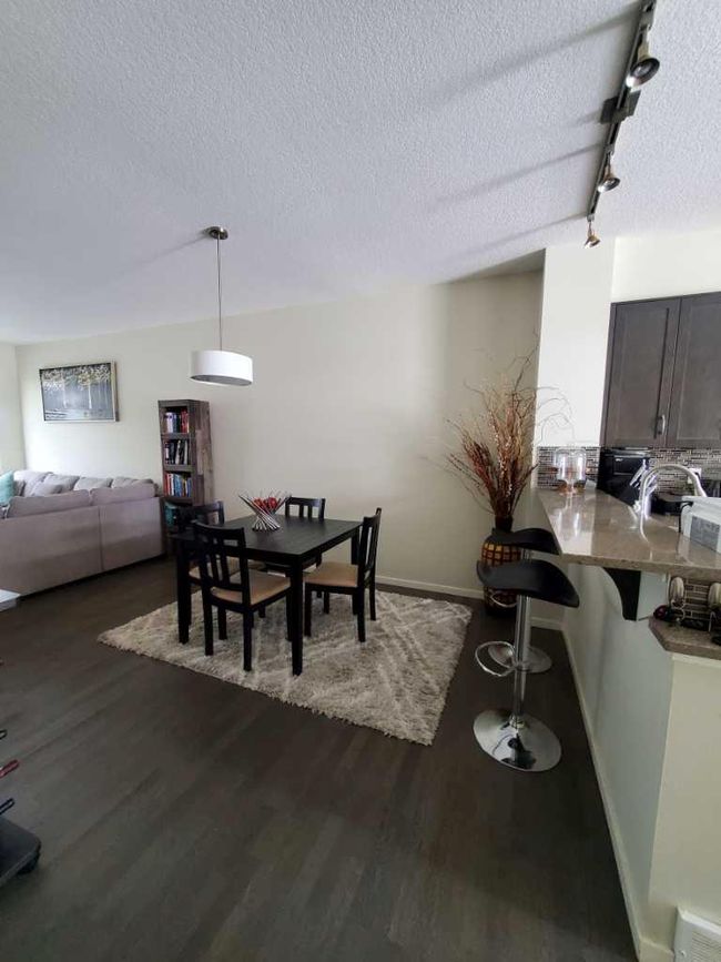 47 Kinlea Common Nw, Home with 2 bedrooms, 2 bathrooms and 3 parking in Calgary AB | Image 6