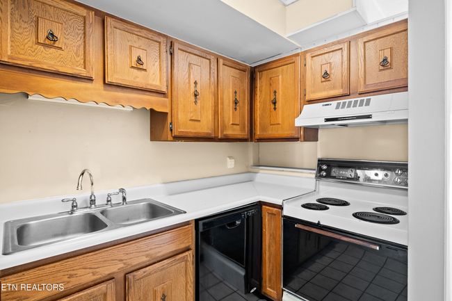 APT-4 - 2806 Suncrest Rd, Condo with 2 bedrooms, 2 bathrooms and null parking in Pigeon Forge TN | Image 9