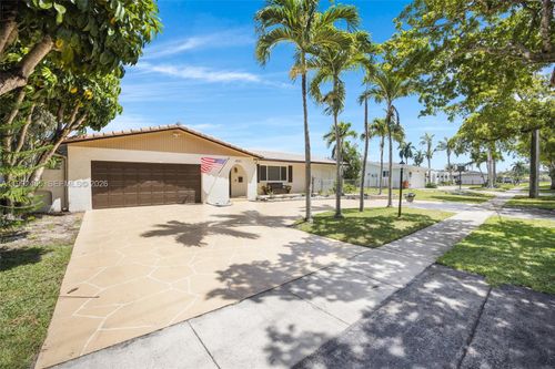 6121 Sw 16th St, Plantation, FL, 33317-4638 | Card Image