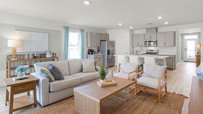 33620 Seattle Slew Dr, House other with 5 bedrooms, 3 bathrooms and null parking in SORRENTO FL | Image 15