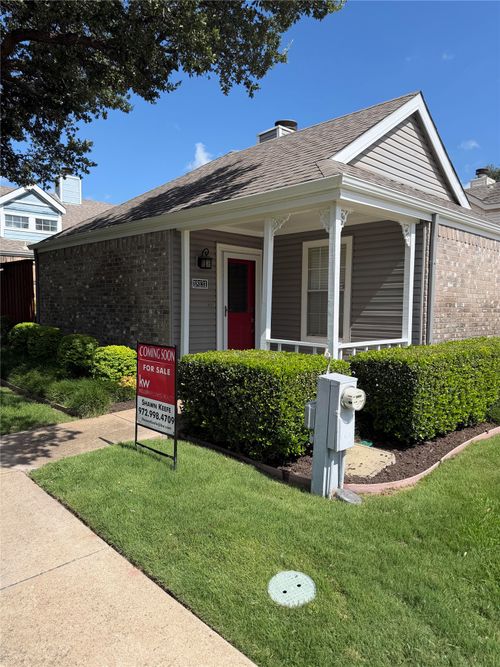 18131 Whispering Gables Ln, Dallas, TX, 75287-6655 | Card Image