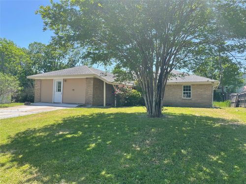 717 Bluebonnet St, Mexia, TX, 76667-2038 | Card Image