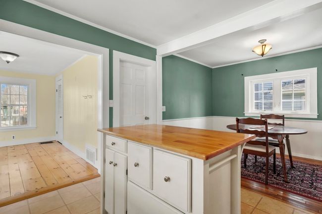 6 Rockingham St, House other with 3 bedrooms, 2 bathrooms and null parking in Exeter NH | Image 15