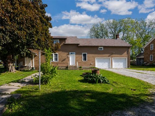410 6th Ave, Amana, IA, 52203-8071 | Card Image
