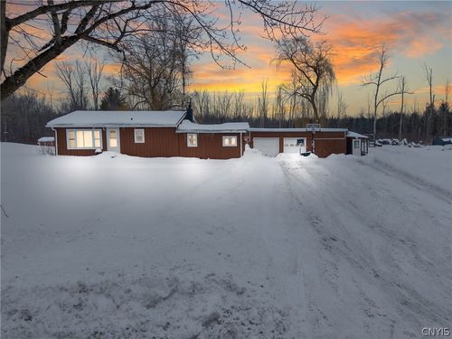 9576 Black Creek Rd, Brewerton, NY, 13029-9748 | Card Image