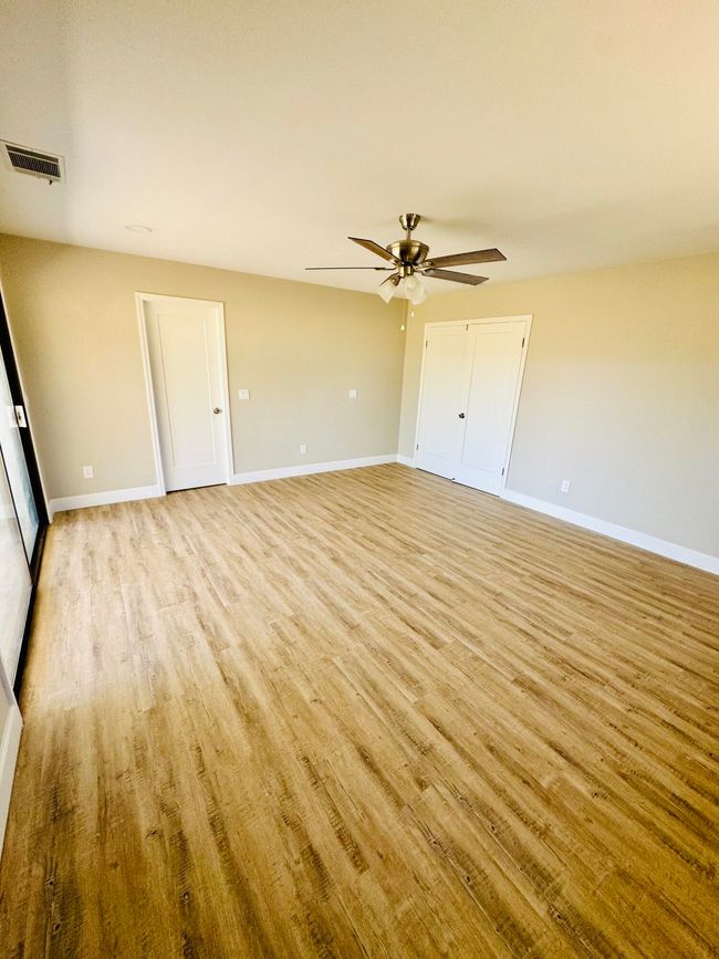 27057 Avenue 196, House other with 3 bedrooms, 2 bathrooms and null parking in Strathmore CA | Image 17
