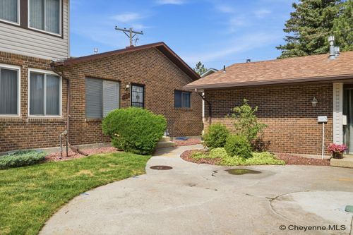 5448 Walker Rd, Cheyenne, WY, 82009-4080 | Card Image
