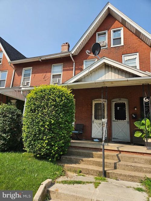 12 Strode Ave, COATESVILLE, PA, 19320-3028 | Card Image