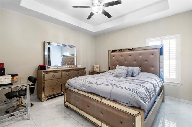 3401 E Stevenson Ave, House other with 5 bedrooms, 5 bathrooms and 2 parking in Alton TX | Image 17