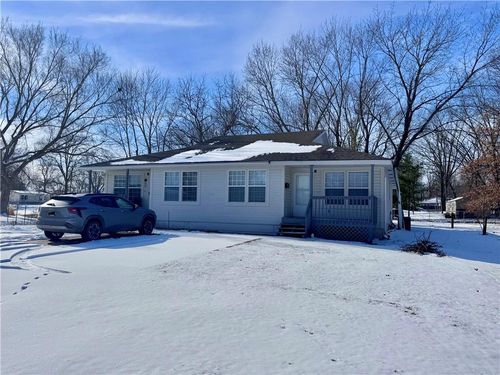 206 Elm St, Holden, MO, 64040-1104 | Card Image