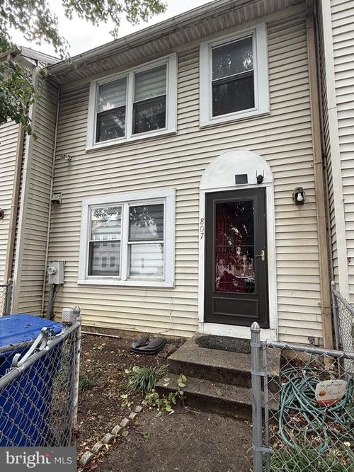 807 Showell Ct, BALTIMORE, MD, 21202-5648 | Card Image