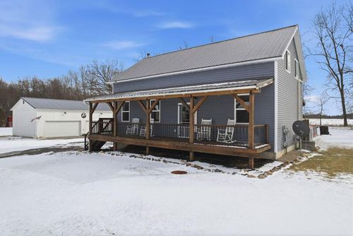 3879 Shamrock Dr, Lapeer, MI, 48446-7662 | Card Image