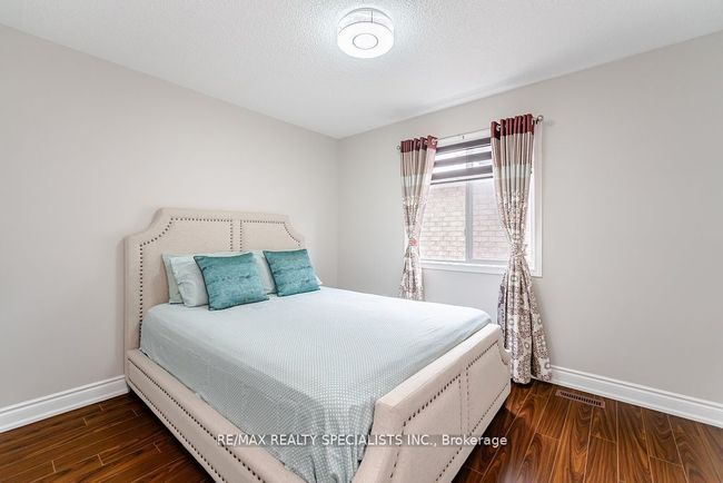 8 Upshall Dr, House other with 6 bedrooms, 4 bathrooms and 4 parking in Brampton ON | Image 32