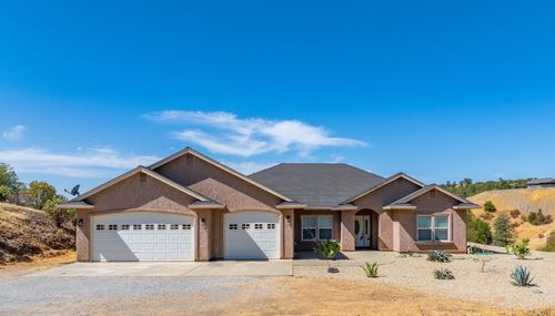 24015 Shirley Dr, Bella Vista, CA, 96008-9791 | Card Image