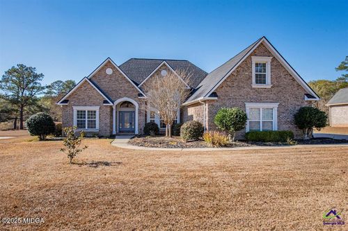 215 Highland Park Dr, Bonaire, GA, 31005-4188 | Card Image