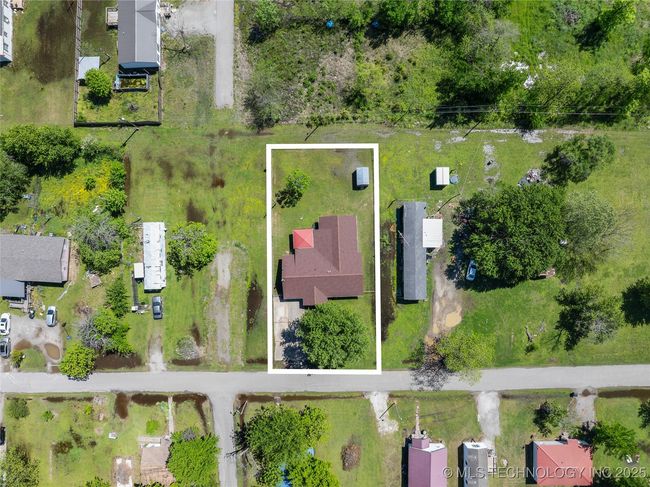 311 N 1 St St, House other with 3 bedrooms, 2 bathrooms and null parking in Porum OK | Image 26
