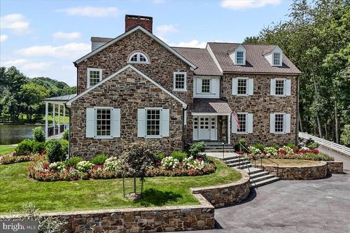 80 Heyburn Rd, Chadds Ford, PA, 19317-9707 | Card Image