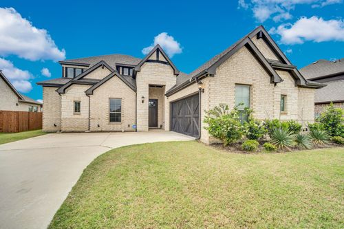 624 Sirius Dr, Waxahachie, TX, 75165-2189 | Card Image