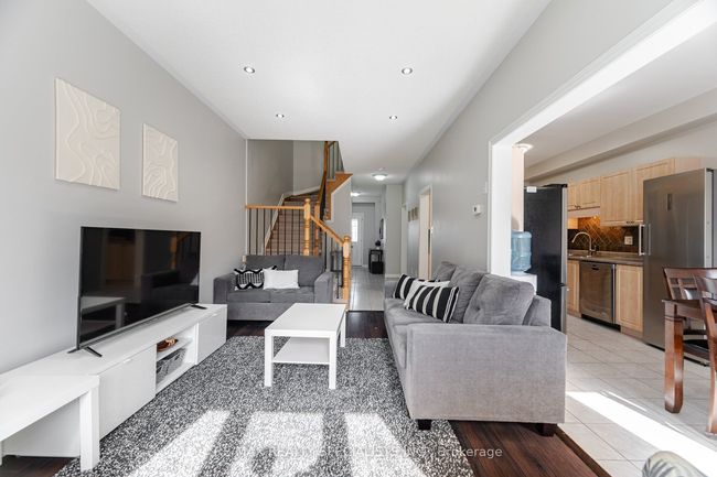 5312 Dryden Ave, House attached with 3 bedrooms, 3 bathrooms and 1 parking in Burlington ON | Image 10