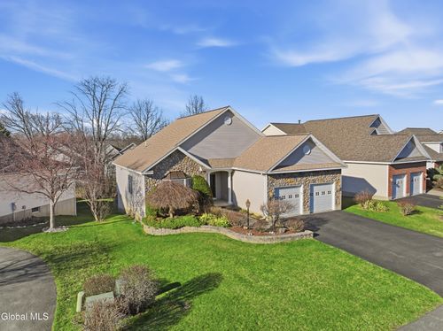 6 Cheshire Way, Albany, NY, 12211-2619 | Card Image