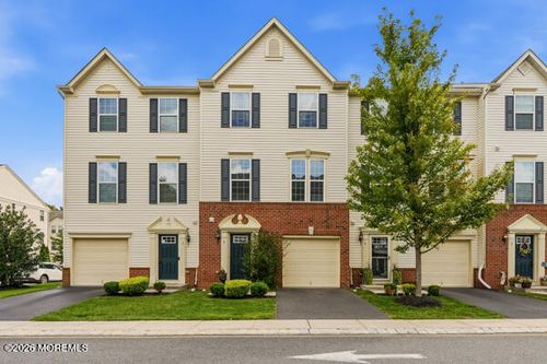 3 Michael Dr, Tinton Falls, NJ, 07712-7531 | Card Image