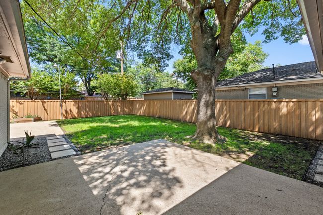 2505 Dorrington Dr, House other with 3 bedrooms, 2 bathrooms and null parking in Dallas TX | Image 28