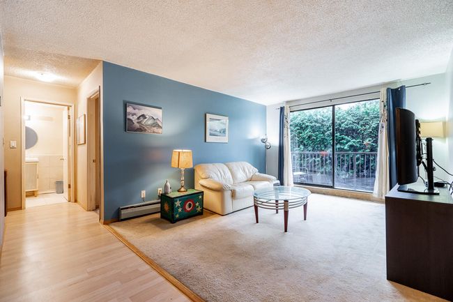 207 - 310 E 3 Rd Street, Condo with 1 bedrooms, 1 bathrooms and 1 parking in North Vancouver BC | Image 4